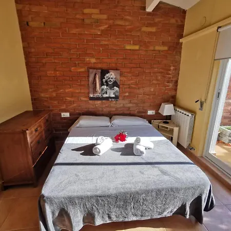 Дом отдыха Elegante A Pres De La Plage, Climatisee Avec Terrasse Et Proche Des Boutiques Et Restaurants - Es-209-35 Платья-де-Аро