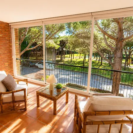 Casa de vacances Elegante Avec Terrasse A 100m De La -